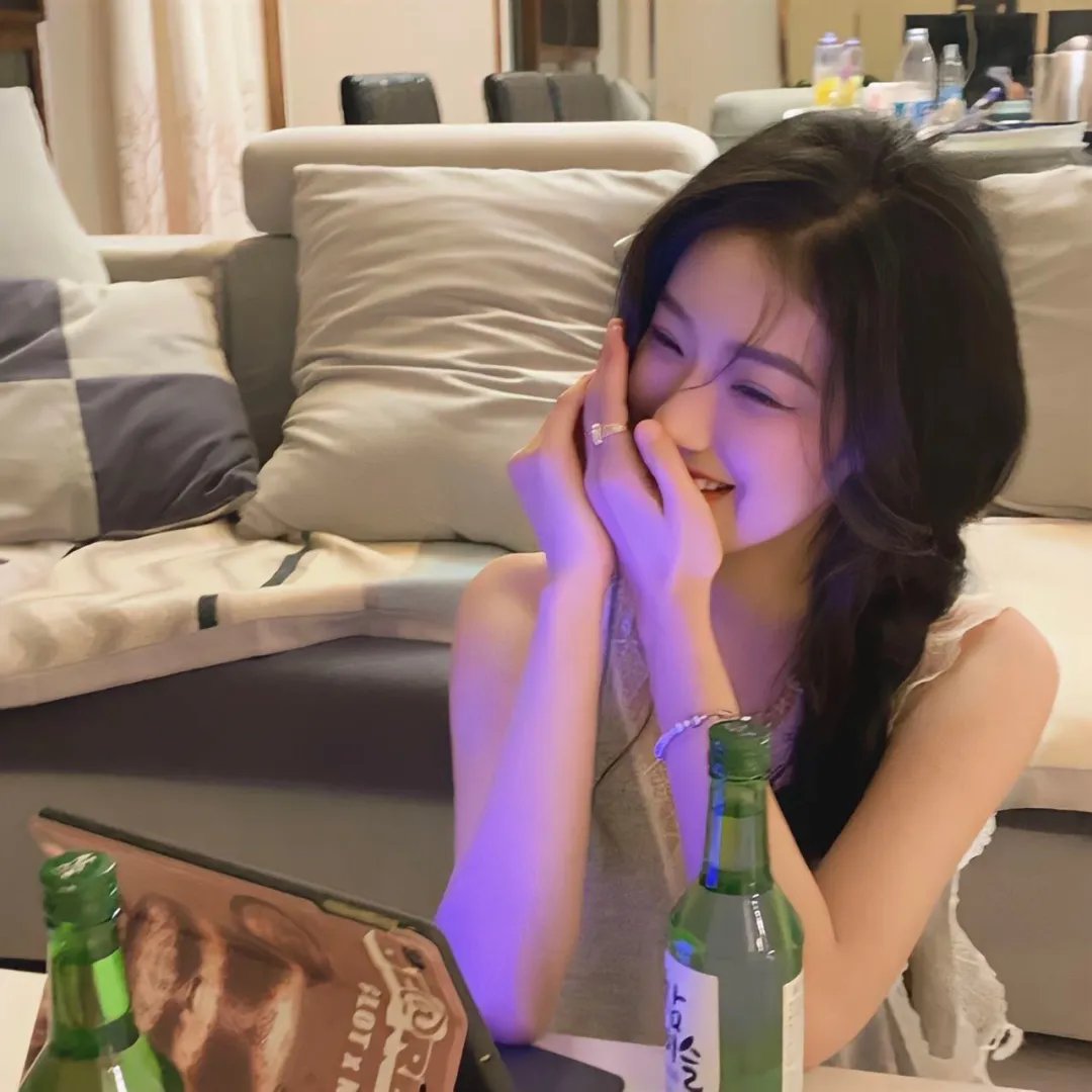 落跑千金逆袭记$被三个哥哥团宠后开启逆袭人生